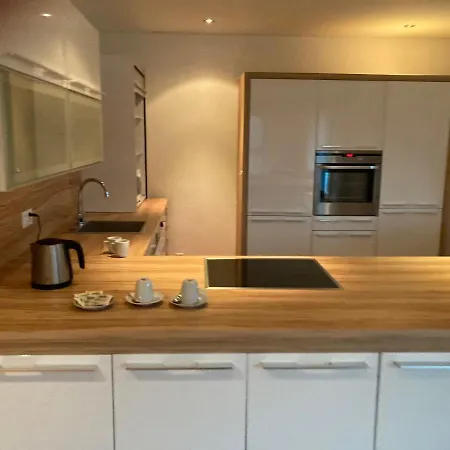 Bed & Breakfast Chaflur Tschlin